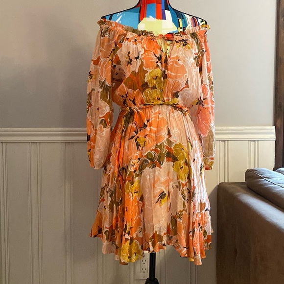 Minkpink - 80%viscose -ptp 21” - 22” Waist 14” - 16” L - 34” - Picture 3 of 6